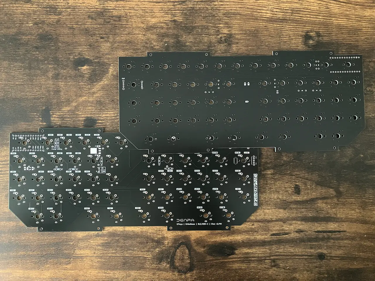 届いたPCB